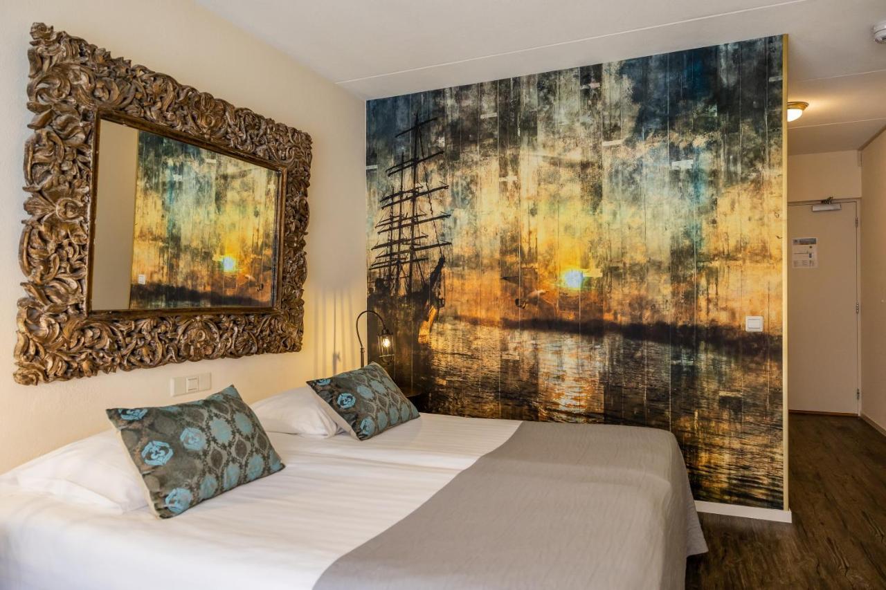 Hotel De Walvisvaarder Lies Bagian luar foto